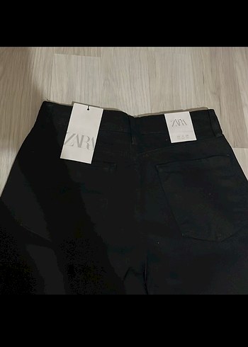 36 Beden siyah Renk Zara siyah jean