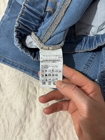 9 Yaş Beden mavi Renk Benetton şort