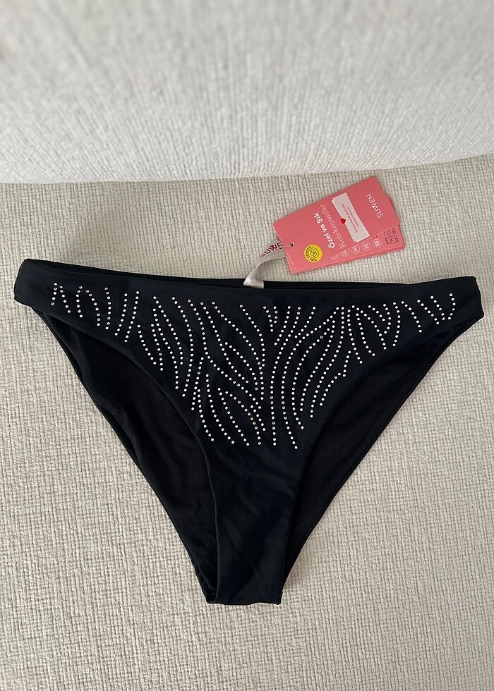 Siyah taşlı bikini altı - Görsel 3