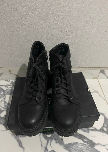 Siyah Bağcıklı Erkek Kauçuk Bot - Görsel 2