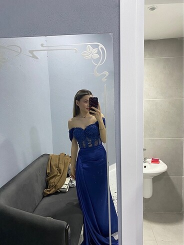 Diğer gece elbisesi