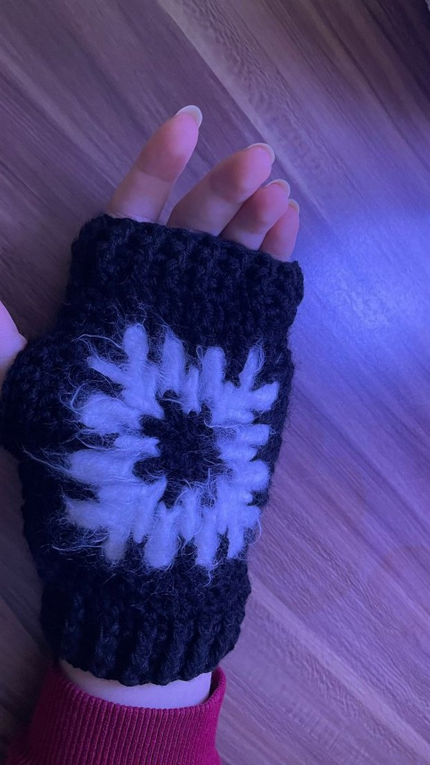 Siyah Örgü Bohem Parmaksız Eldiven - Görsel 5