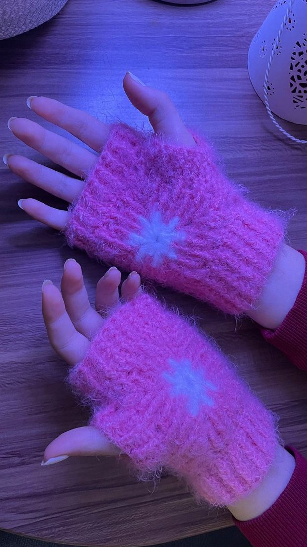 Mor Örgü Kadın Eldivenleri - Görsel 2