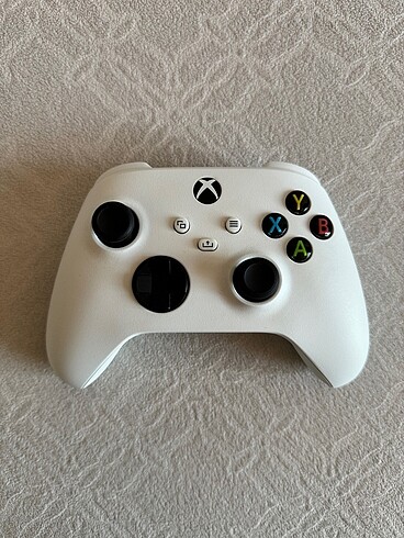 Xbox 9.Nesil Kutulu Kol (Beyaz Renk)