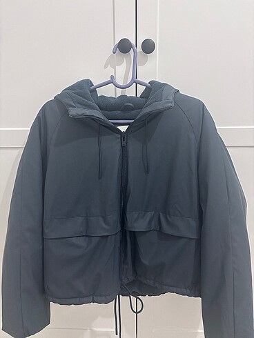 38 Beden Pull and Bear mont/yağmurluk