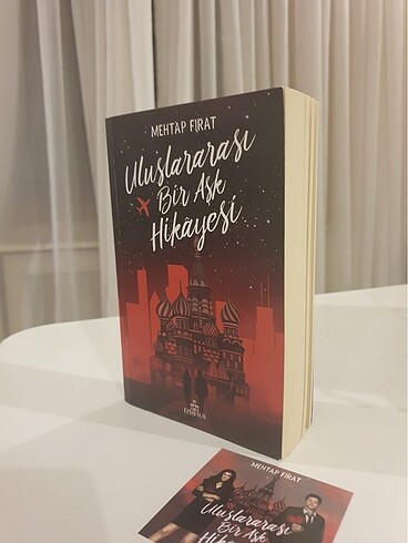  Uluslararası Bir Aşk Hikayesi (Ayraçlı + Ciltsiz)
