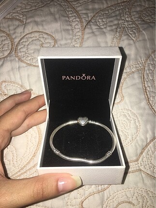 Pandora Bileklik