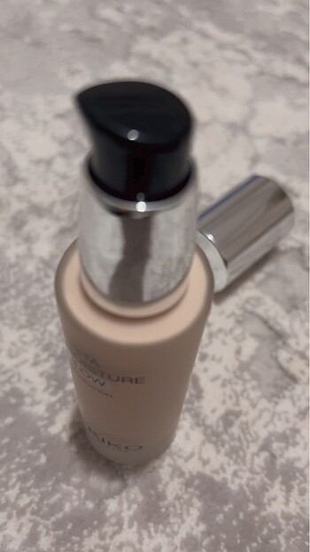  Beden Renk KiKO Fondöten Intamoiature Glow 1 Rose