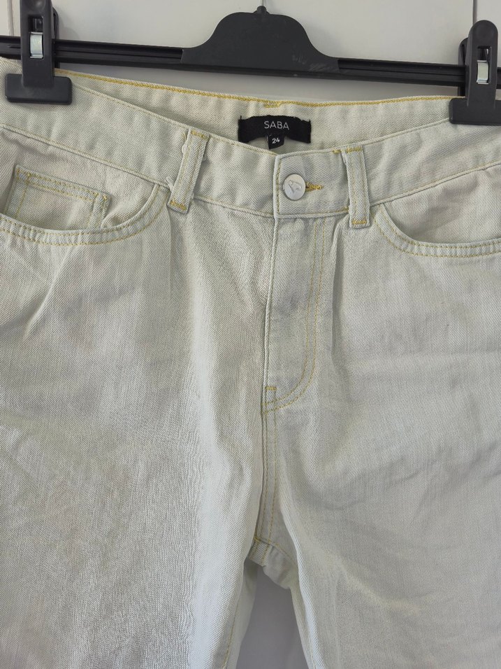 Beyaz Kadın Loose Fit Denim Bermuda Şort - Görsel 2