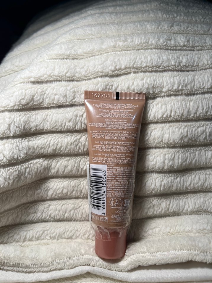 L'Oréal Lumi Glotion Parlatıcı 902 - Görsel 3