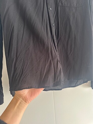 m Beden Pull and Bear Siyah Gömlek
