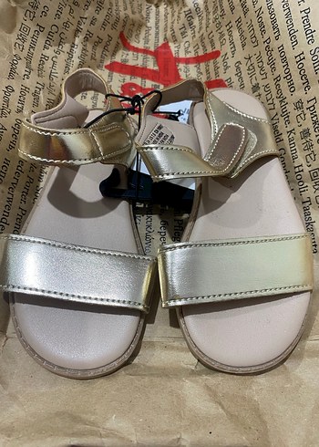 H&m Kız Çocuk Altın Renkli Cırt Cırtlı Terlik - Görsel 2