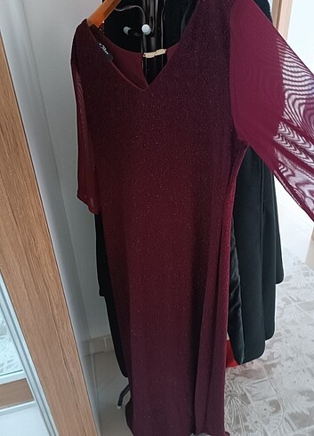 Kadın bordo rengi abiye 50 beden ince kol tedayli 