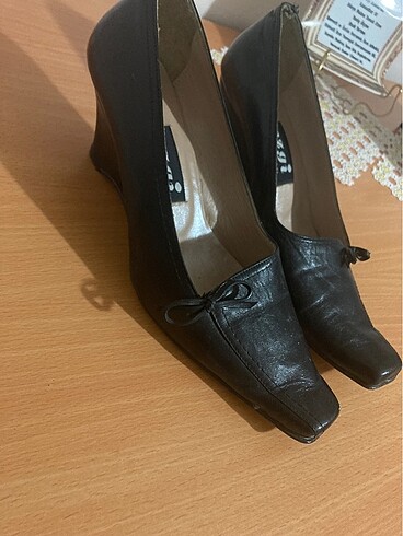 Zara Deri küt burun ayakkabı