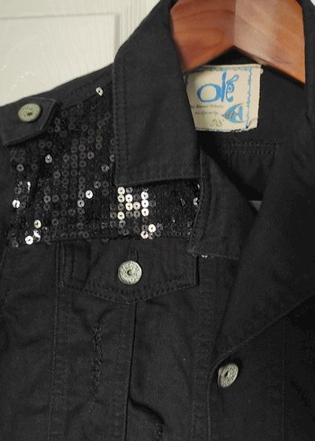 Koton Siyah Nakışlı Düğmeli Denim crop Ceket