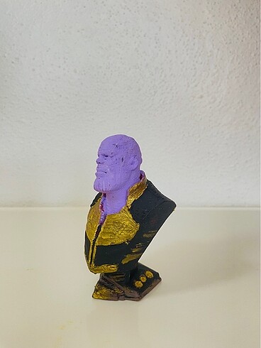 Thanos figürü