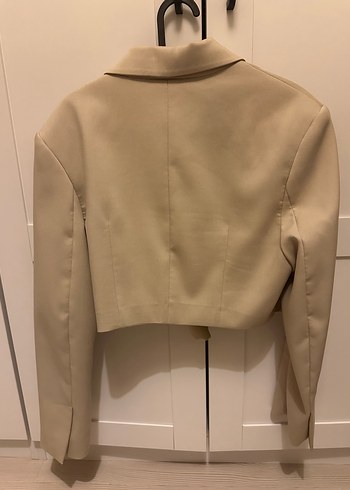 Bershka Bej Crop Blazer Ceket