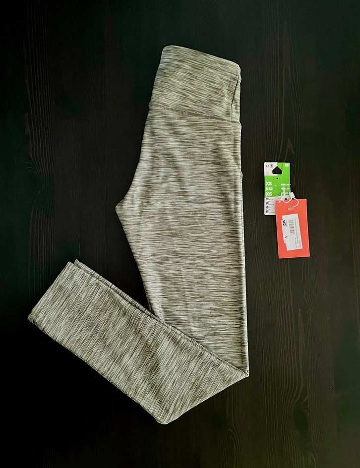 Decathlon açık yeşil siyah tayt - Görsel 4