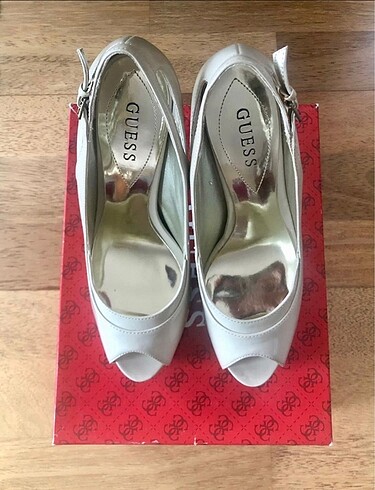 Guess burnu açık platform topuklu - Görsel 6