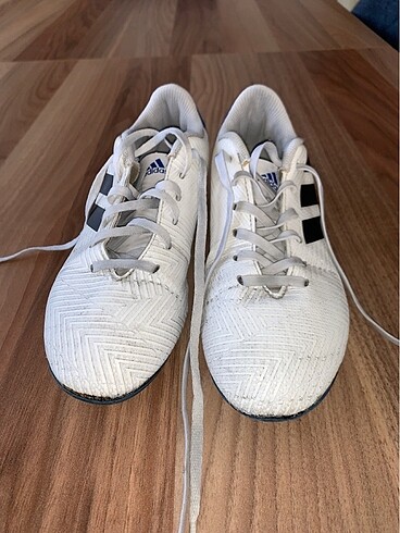 Adidas halı saha
