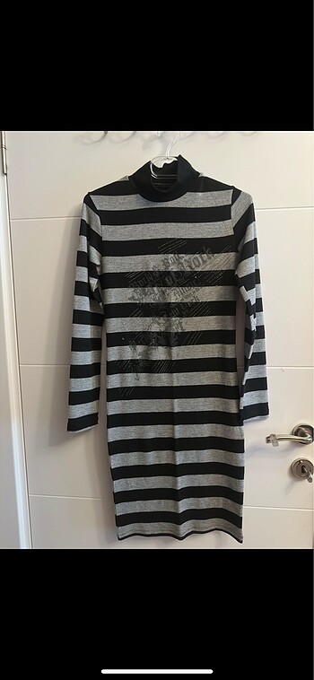 H&M Midi boy elbise