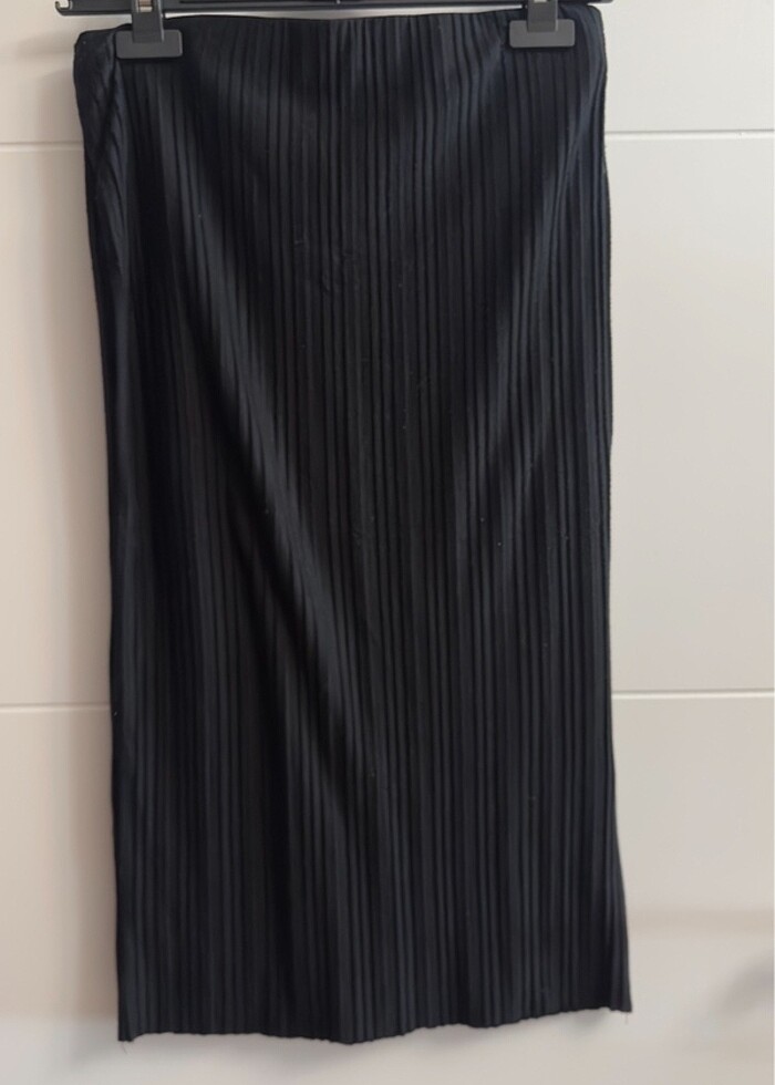 Bershka etiketli sıfır etek - Görsel 3