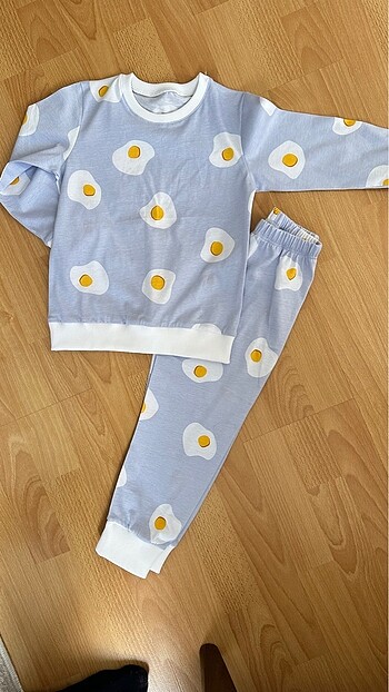 Erkek çocuk pijama takımı