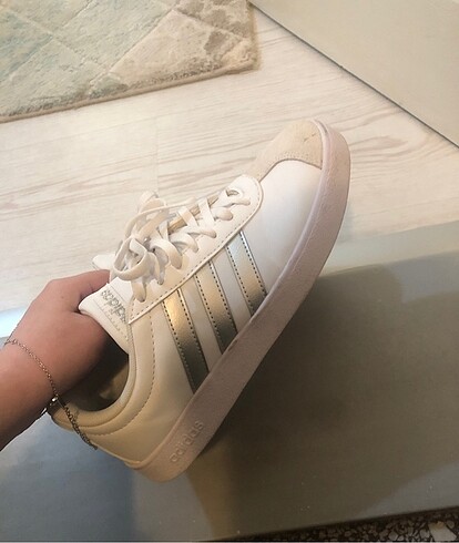 37 Beden Adidas vl court base