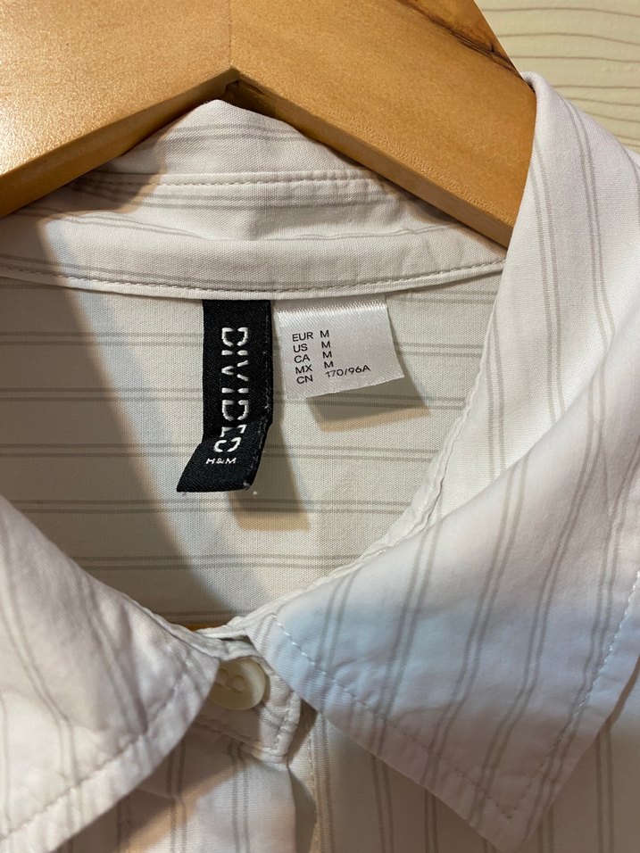 Düğmeli Beyaz Pamuklu Kadın Gömlek - Görsel 3