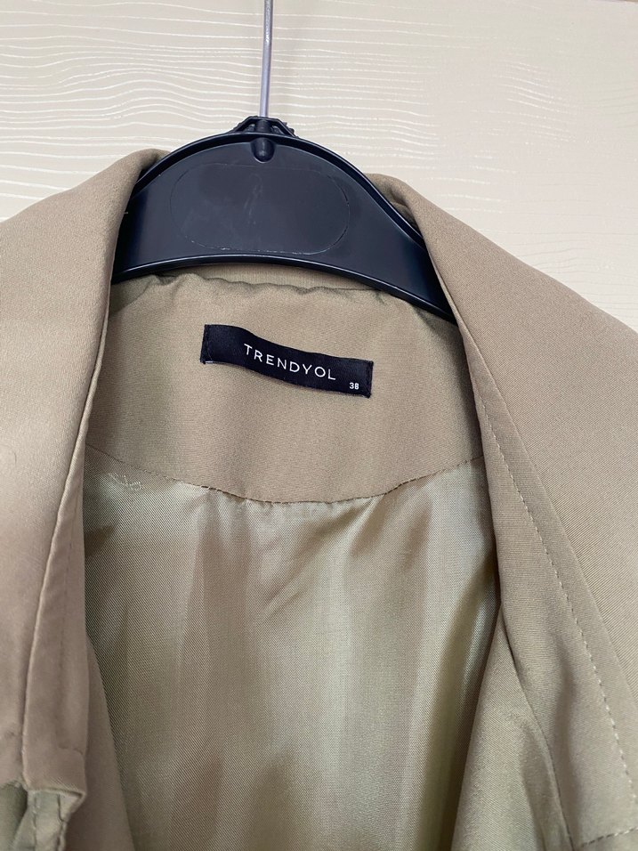 Bej Kuşaklı Midi Kadın Trençkot - Görsel 4