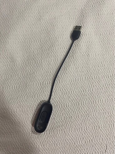 Mi band 4 şarj aleti
