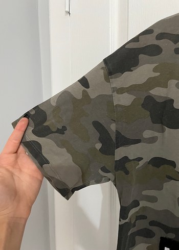 Kamuflaj Desenli Kadın Mini Tişört - Görsel 4