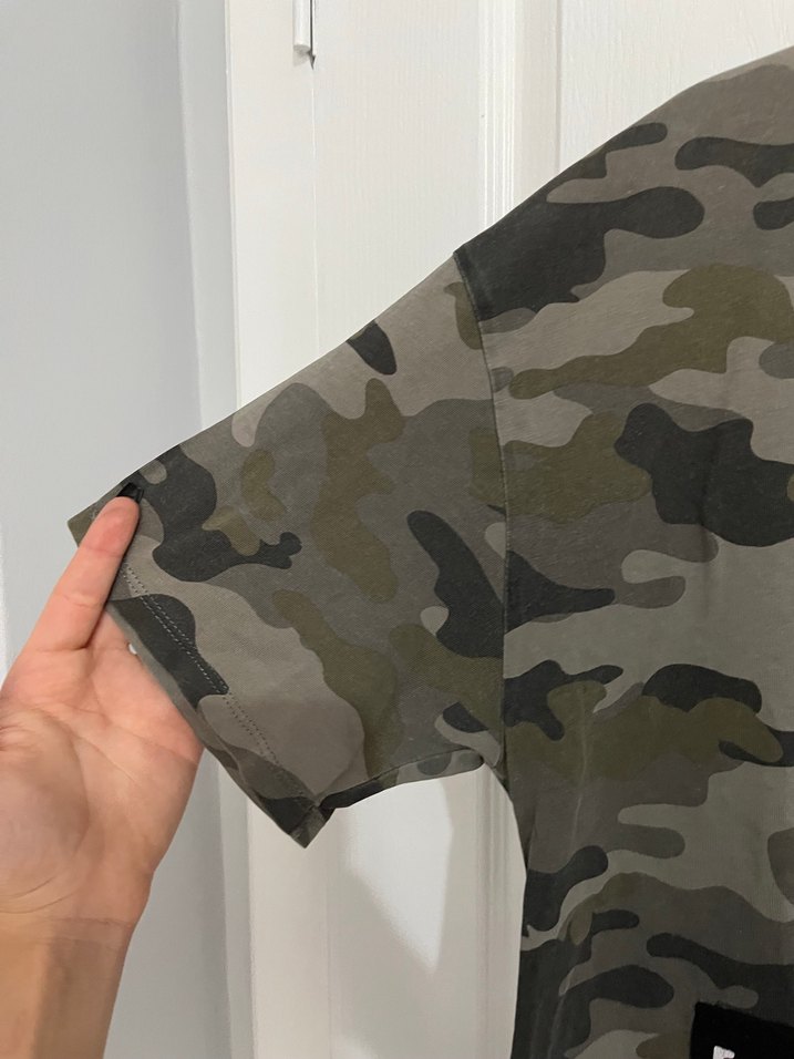 Kamuflaj Desenli Kadın Mini Tişört - Görsel 4