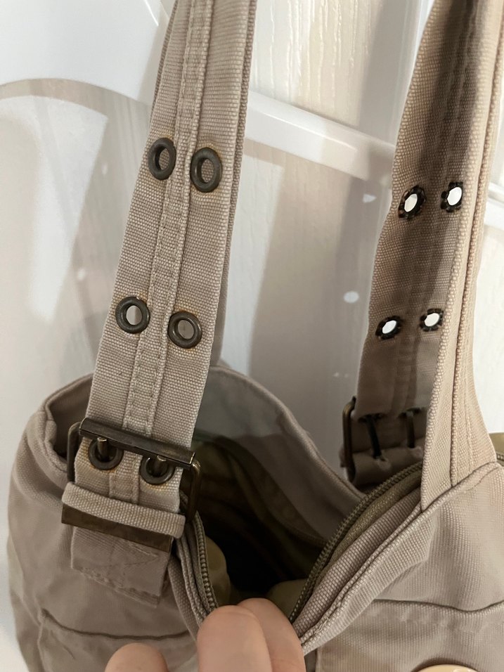 Düğmeli Bej Deri Kadın Çanta - Görsel 4