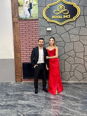 Gece elbisesi