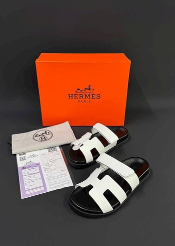 Hermes Beyaz Unisex Terlik Tokalı
