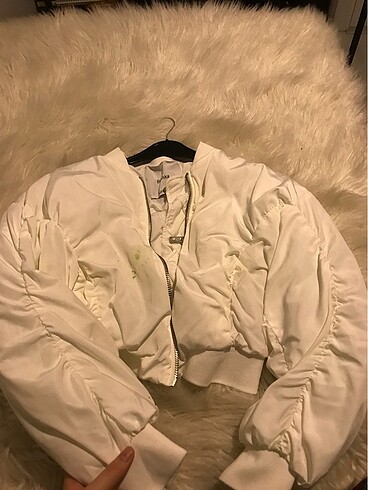Bershka Beyaz bomber ceket