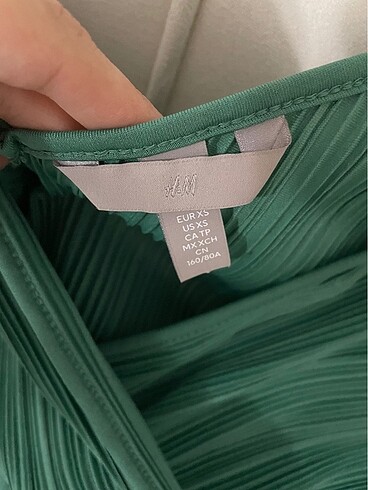 s Beden yeşil Renk H&M yeşil elbise