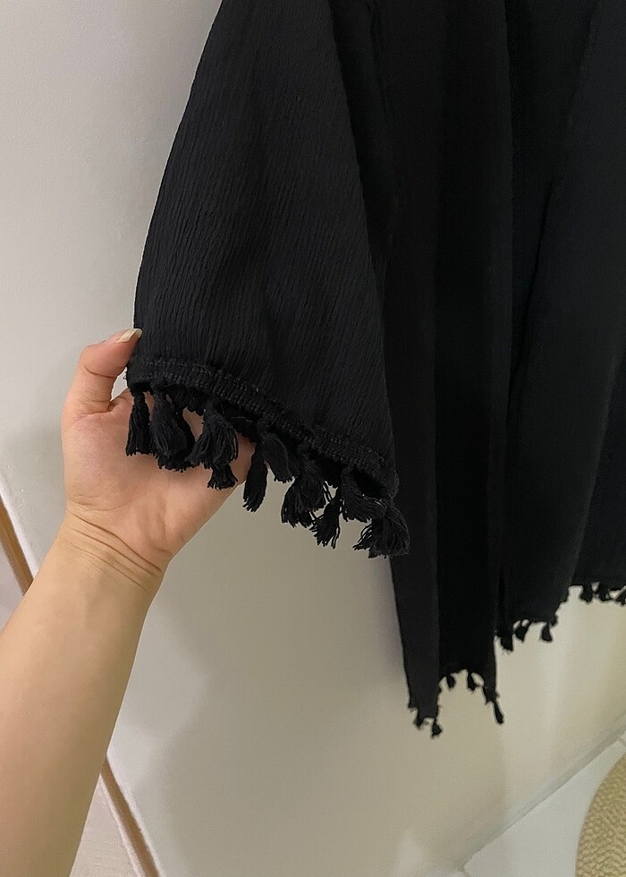 Siyah püsküllü pareo - Görsel 4