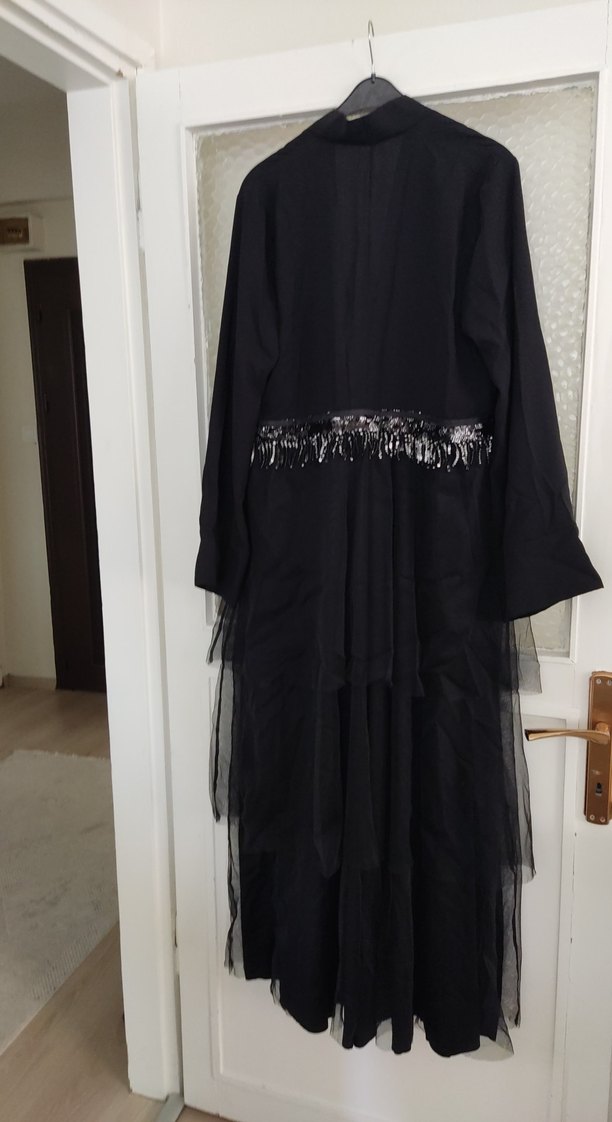 Siyah Nakışlı Uzun ferace - Görsel 4