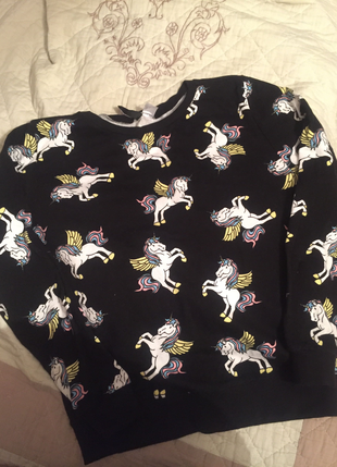 Unicornlu sweat