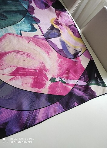 Silk & Cashmere Tivil eşarp