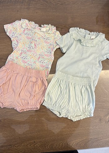 h&m Kısa Kollu Fırfırlı Bebek Kız Takımı iki takım