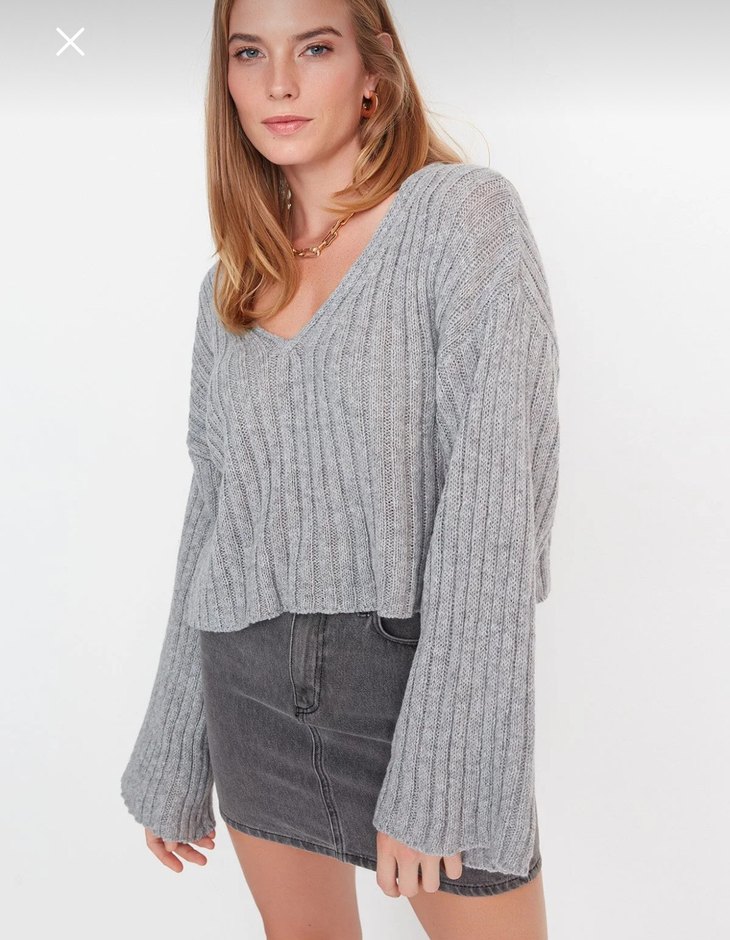 Gri V Yaka Örgü Kadın Kazak - Görsel 2