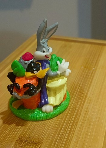 Renkli Bugs Bunny Aksiyon Figürü