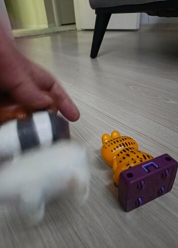  Beden 2 adet oyuncak figürleri