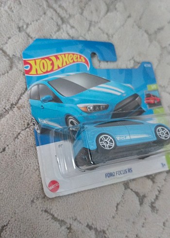  Beden Hot Wheels Ford Focus RS Mavi Oyuncak Araba