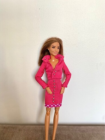  Beden Barbie kıyafet