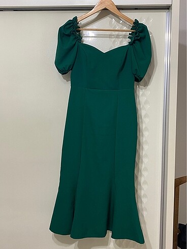Trendyol & Milla Zümrüt yeşili balon kol elbise