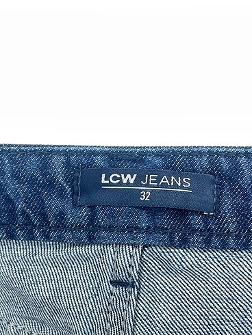 32 Beden mavi Renk LC Waikiki Jean / Kot %70 İndirimli.